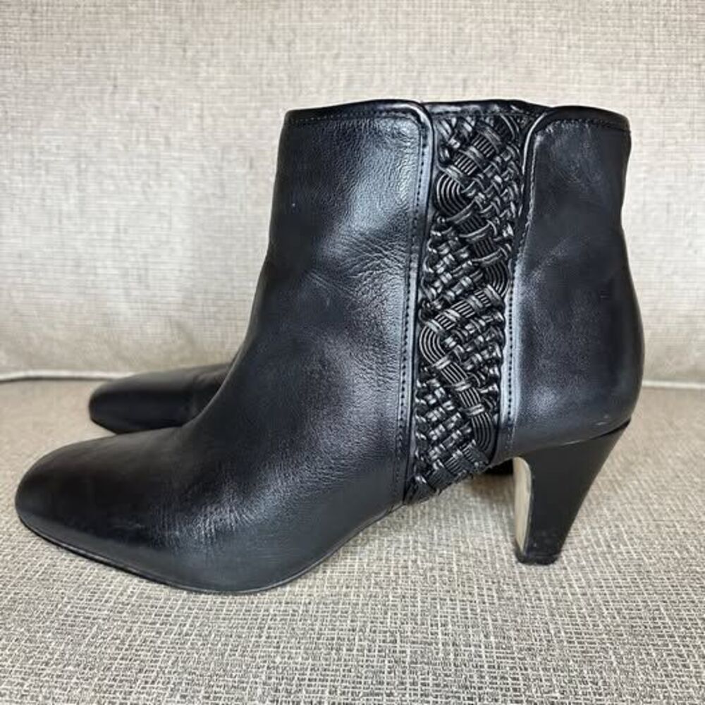 ALEX MARIE Women's Black Heeled Booties Zip Up Leather Sz 8.5 - Picture 5 of 10